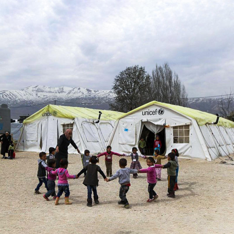 Tienda multifuncional Huggy resistente al fuego estándar UNICEF de 42m²